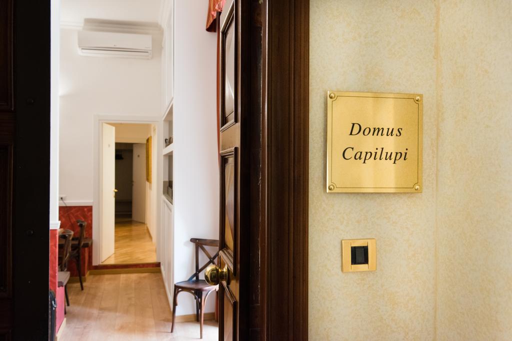 Domus Capilupi Bed & Breakfast Рим Екстериор снимка